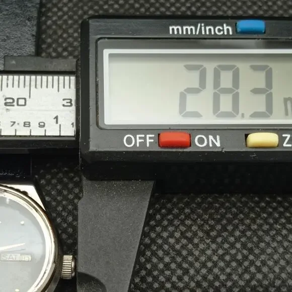 Vintage 1975 Citizen Automatic Womans Silver Watch W/daydate & Gold accents - Picture 7 of 8